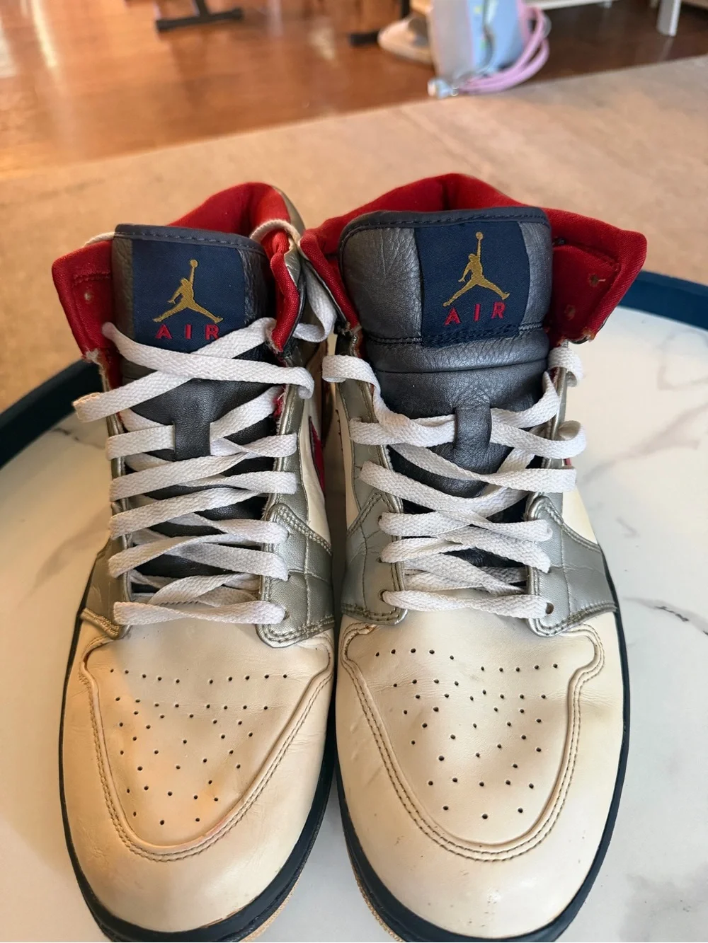 Air Jordan 1 Retro Olympic (2008) sz 13 mens , used no box !!!!